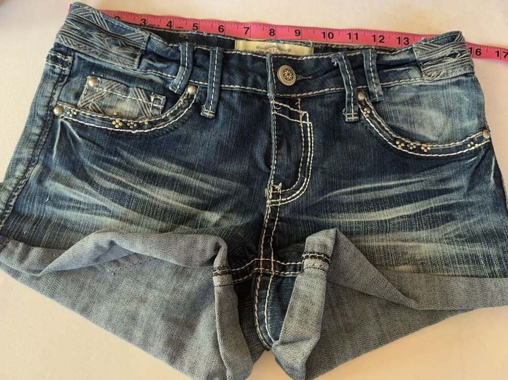 #167 Hydraulic Denim Gramercy Cuffed Jean Shorts Size 10